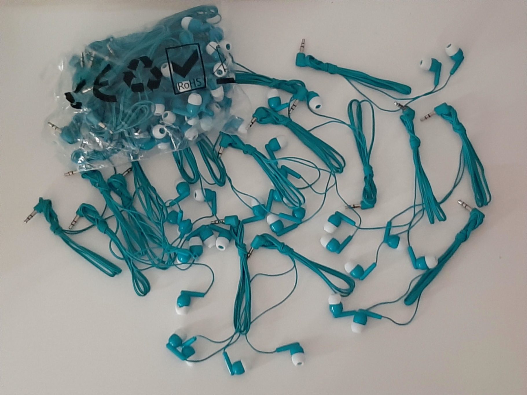 Auriculares individuales auriculares individuales, higiénicos, uso personal no compartido con otros usuarios